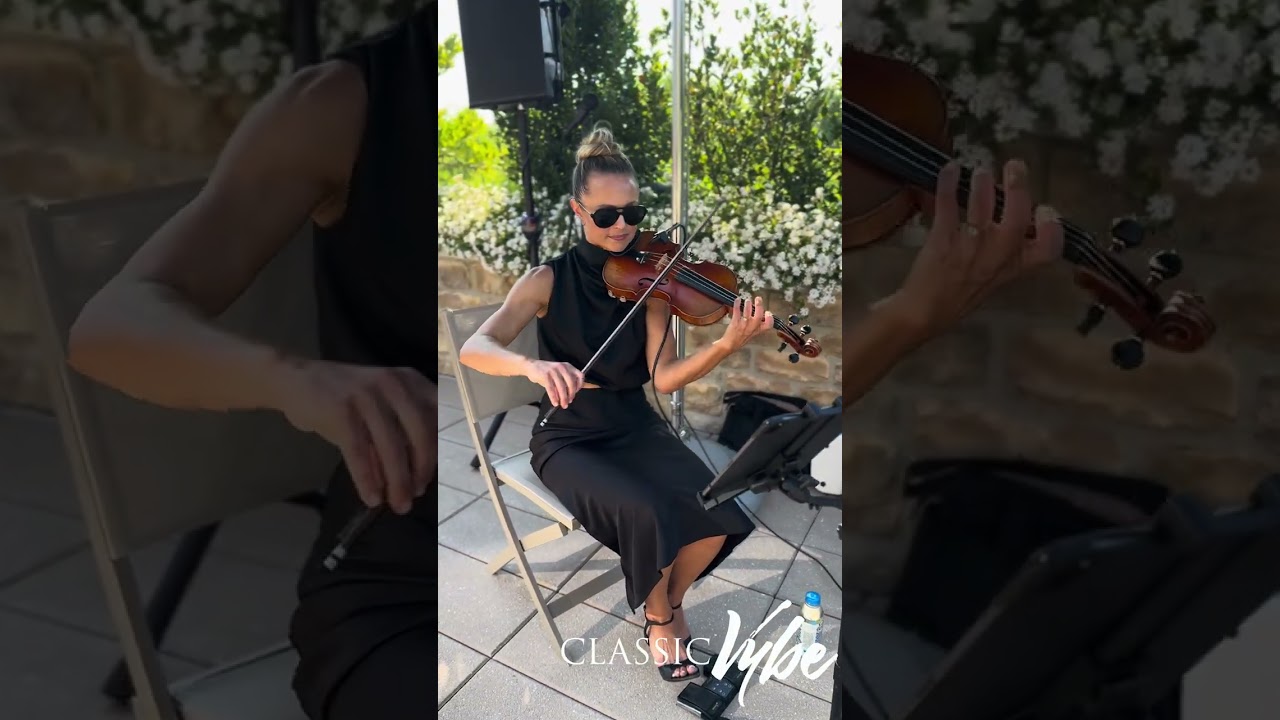 Where Love Meets Live Music 💍 Classic Vybe Duo Performs for Wedding Cocktail Hour