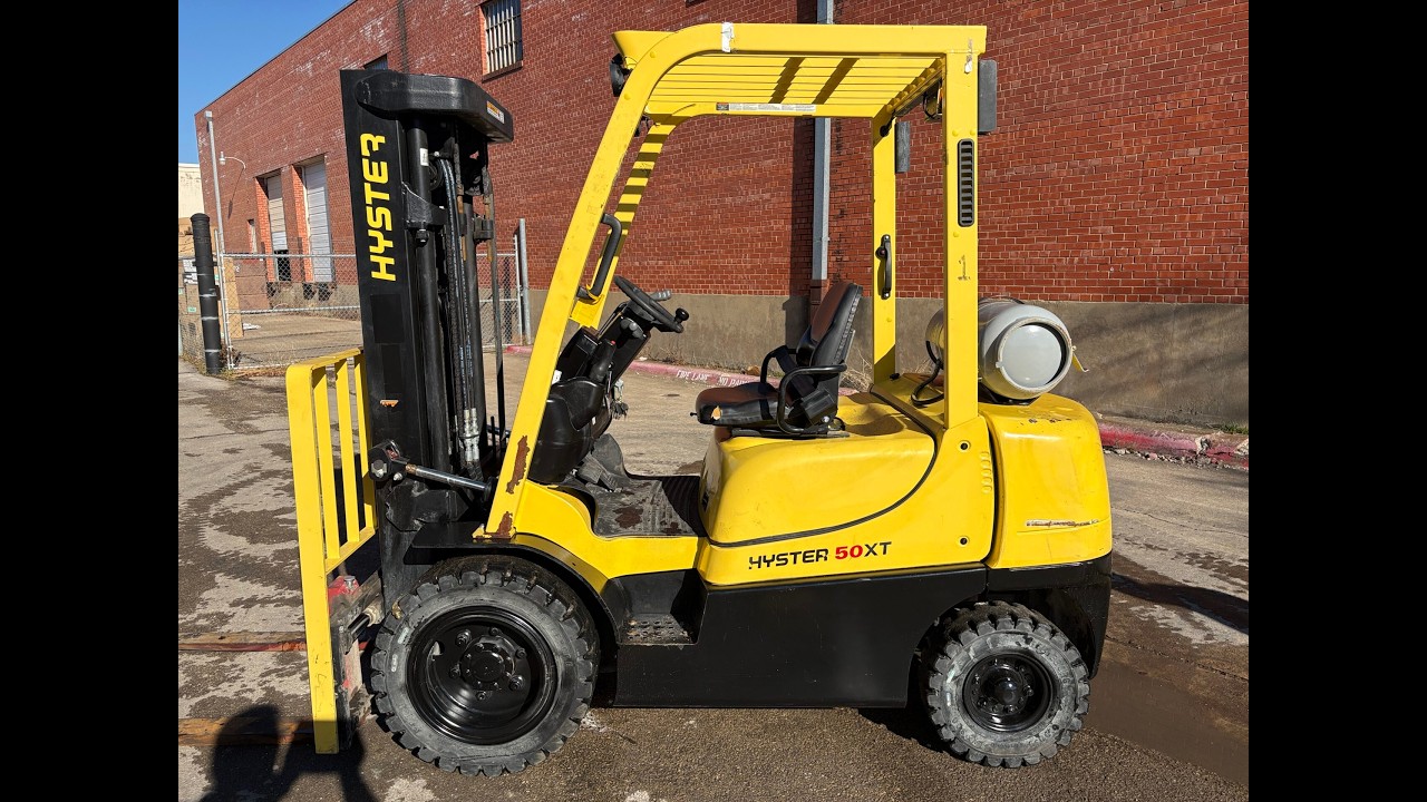 2022 Hyster H50XT Forklift