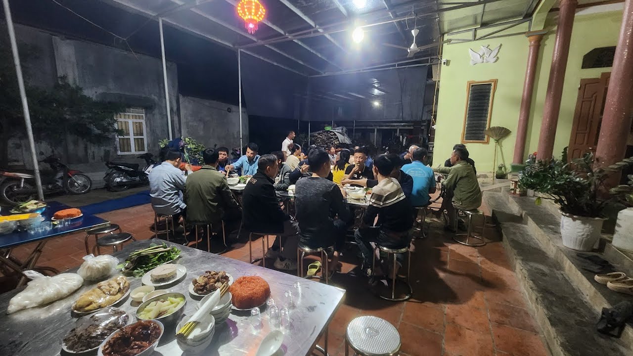 Đại tiệc cỗ Quê toàn món ngon khó cưỡng. Hoàng Hiền