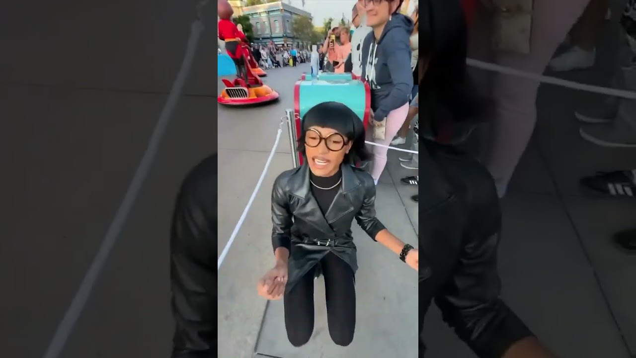 Taking Enda to Disneyland 😂  KhianKB