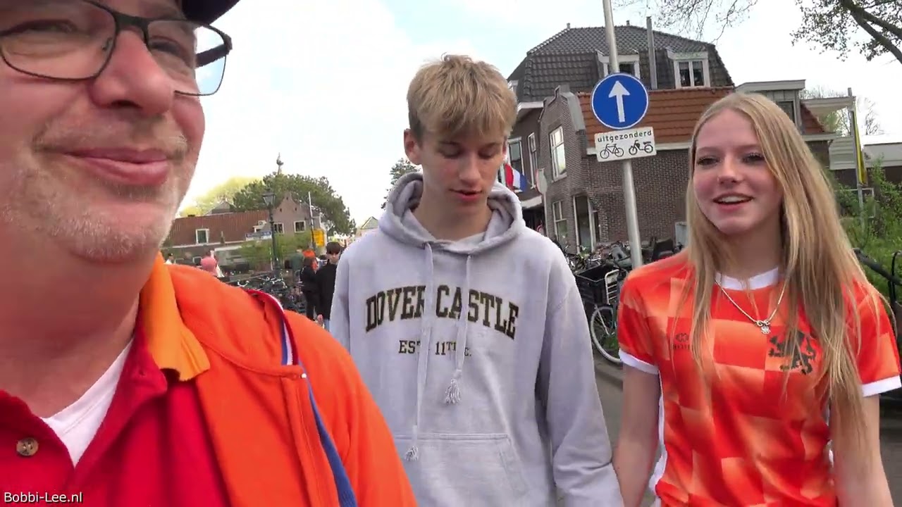 KONINGSDAG Zoetermeer 2025. Samen met mijn VRIEND BRAM op de VRIJMARKT. Oma bezoeken!  #3704