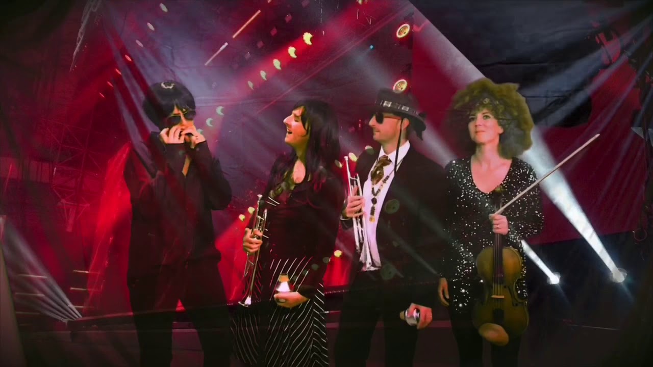 ‘That’s What Friends Are For’ by Dionne Warwick, Gladys Knight, Elton John and Stevie Wonder!