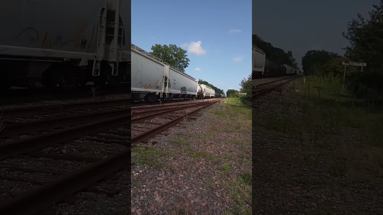 old C44AC paint scheme 6887 leader leads C44ACM leads southbound manfeist at Galveston sub#railfan