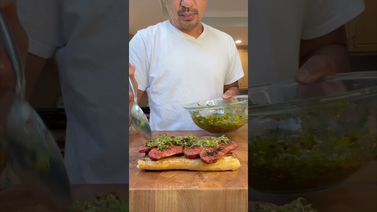 Choripan. Argentina 🇦🇷 #Argentina #Choripan #Chorizo #Sandwich #Cooking #Recipe #PhilMeetsFood