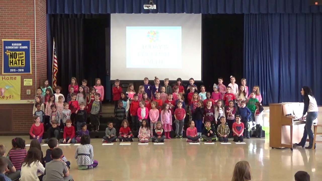 Karigon First Graders sing Valentine Songs