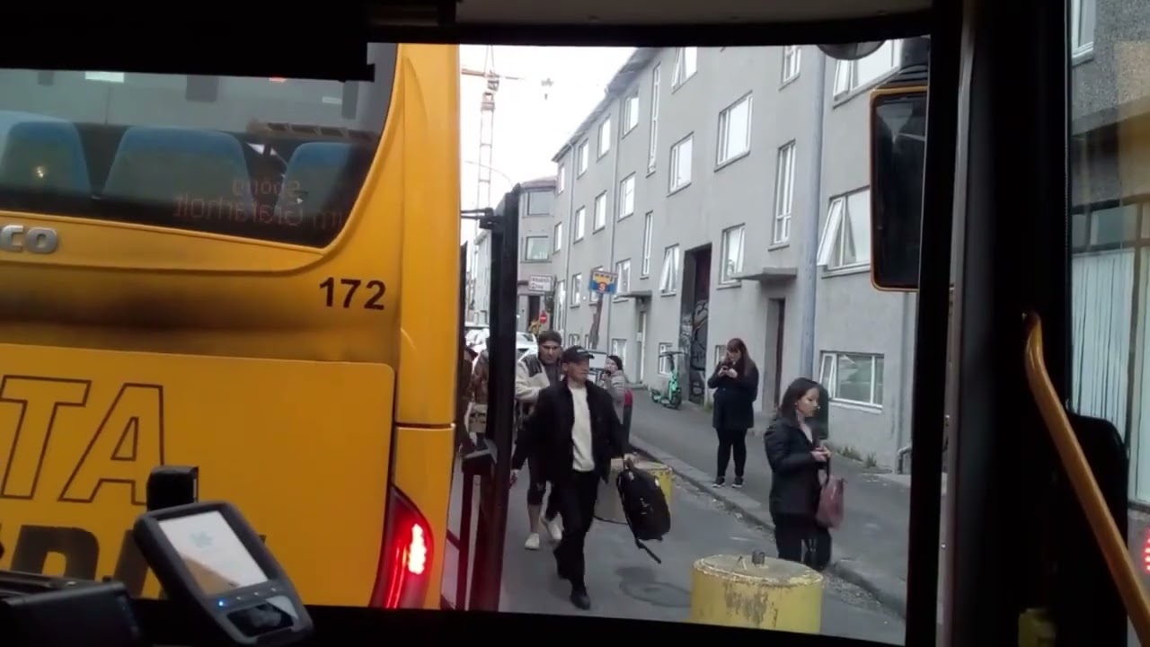 Str&aelig;t&oacute; bs Route 18 (PDF96) Hyperlapse: Hlemmur &rarr; Perlan