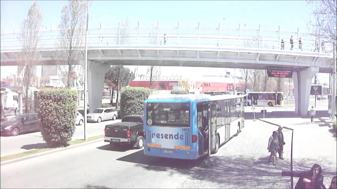 0839 🇵🇹 Matosinhos 🚌 Resende 1011: People leaving the bus