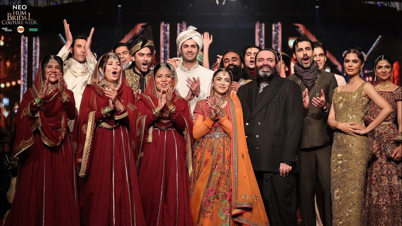 Manwa Sisters Ramp Walk for Fahad Hussayn at Bcw2024