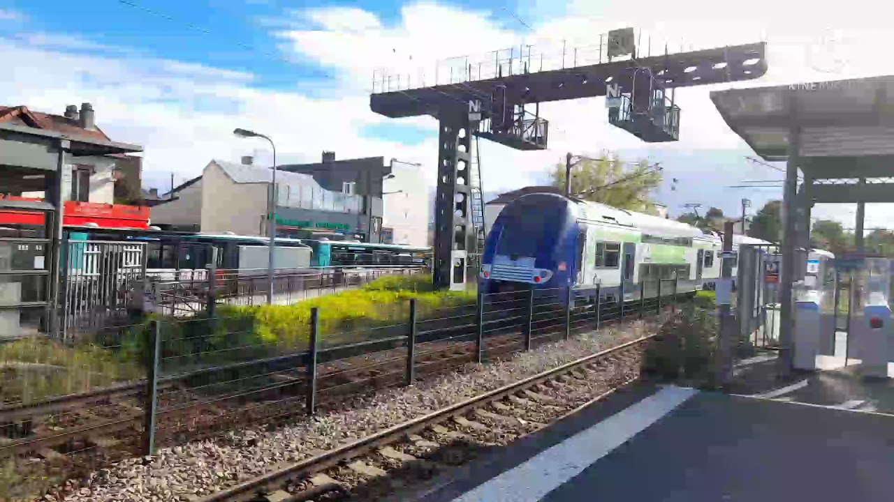 passage de train gare Sarcelles saint Brice :z50000 nat et ter Picardie z26500 ligne h du transilien