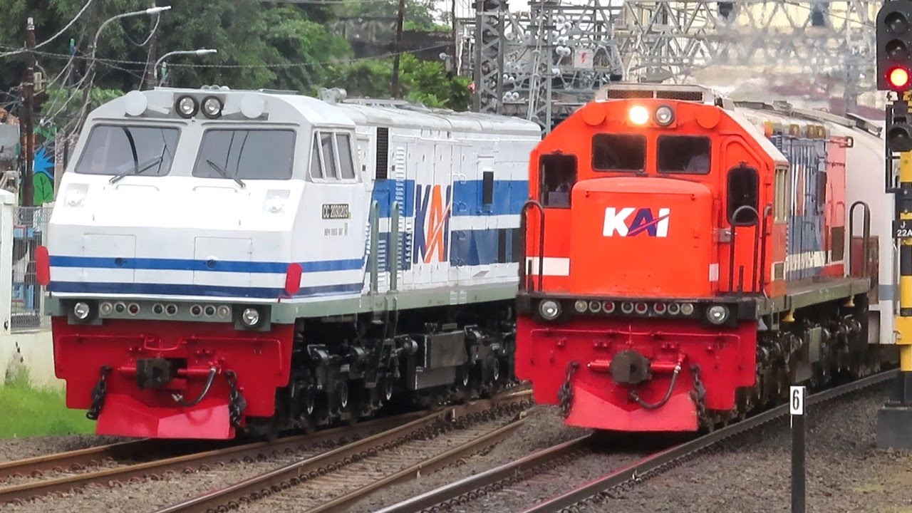 PASUKAN KERETA API PADATI STASIUN JAKARTA !! Lokomotif CC 201 & CC 203 Livery Spesial Terbaru 2026
