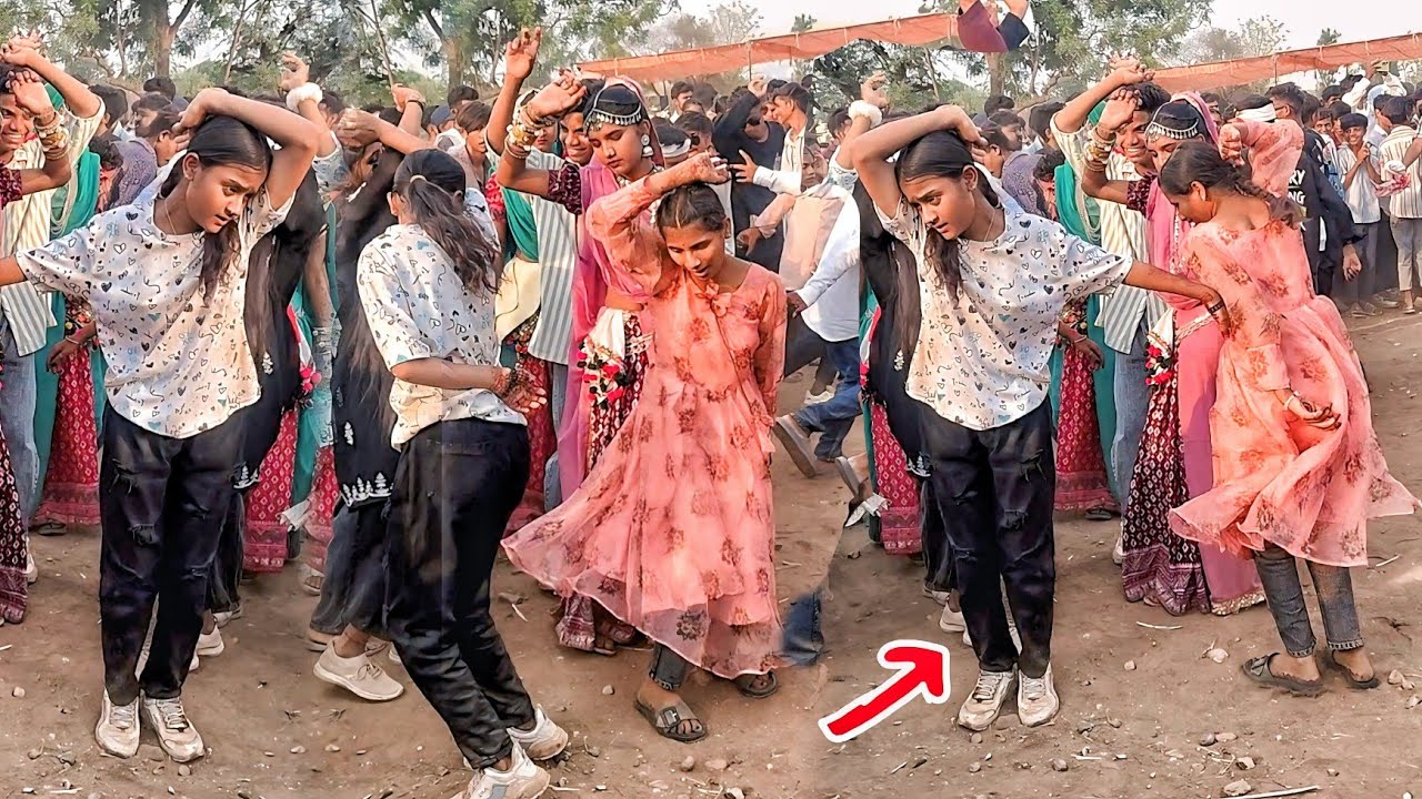 🤣कोई कसर नहीं छोड़ी लड़कियां ll aadivasi video 2025 ll #adivasi_video_2025 Prakash Solanki new song