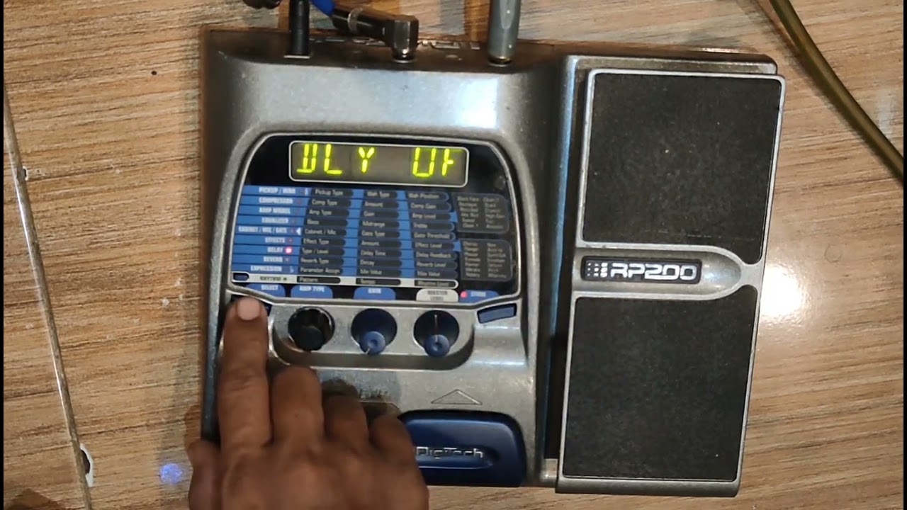efek gitar mantap bikinan amerika. digitech rp200