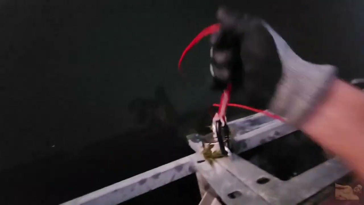 Erobb magnet fishing and gets stuck on a metal dock L