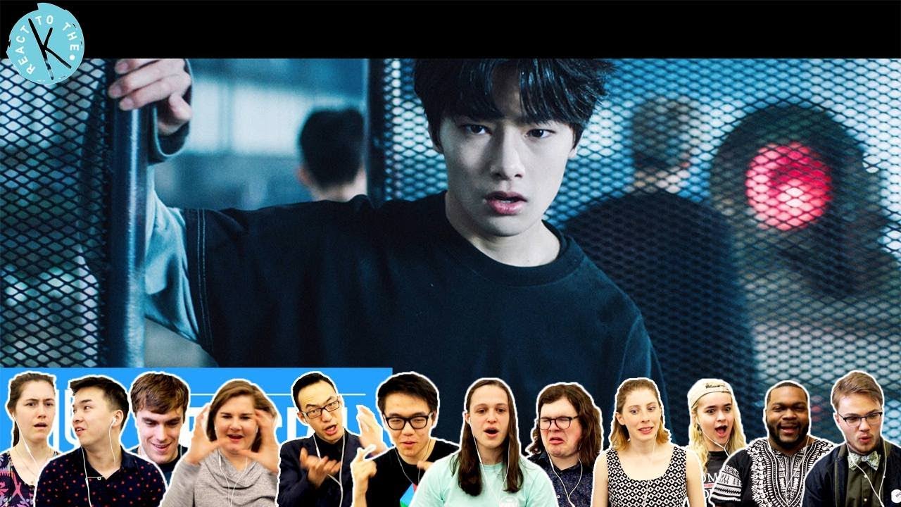 Classical Musicians React: Stray Kids 'District 9'