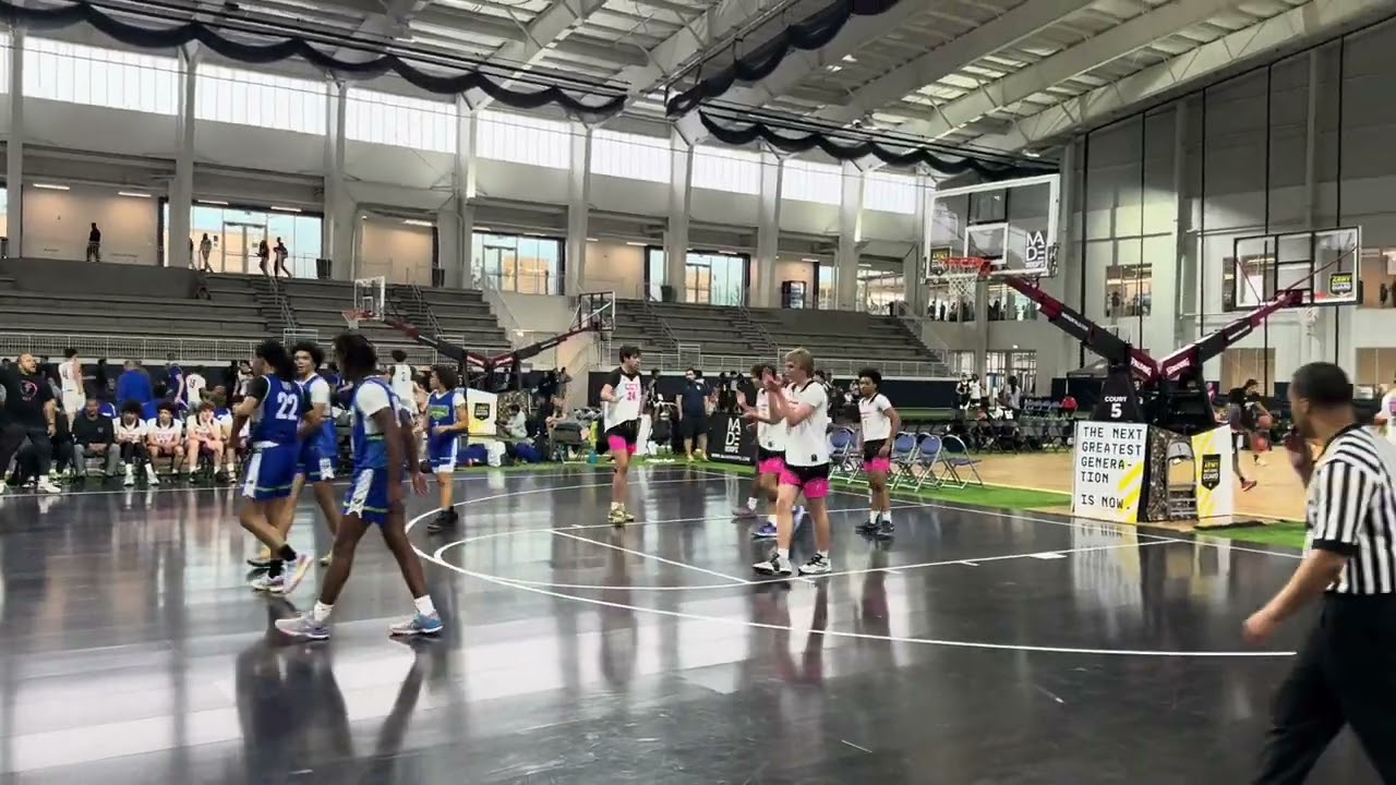 New World Vito Blue Elite v CCCT Live Period MADE