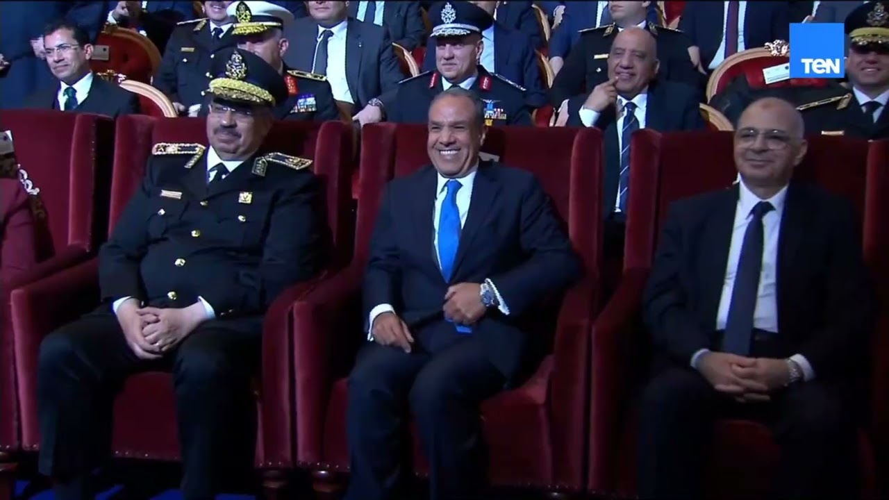 الرئيس السيسي: بقول للمسؤولين ربنا هيحاسب كل واحد على مسؤولياته والوزير مش جاي يقضي وقت سعيد