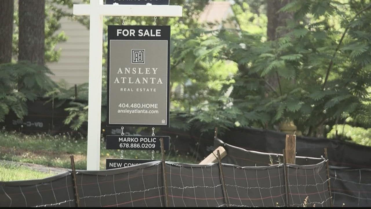 Single women face more challenges when buying homes then men