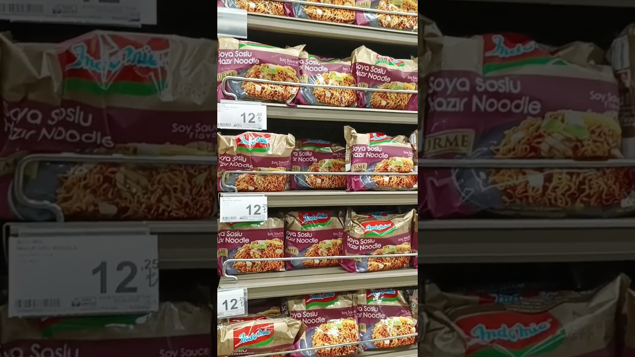 Serunya liat-liat di Minimarket Turki 🇹🇷 Ada Produk Indonesia juga loh😍 Berapa ya harganya ??