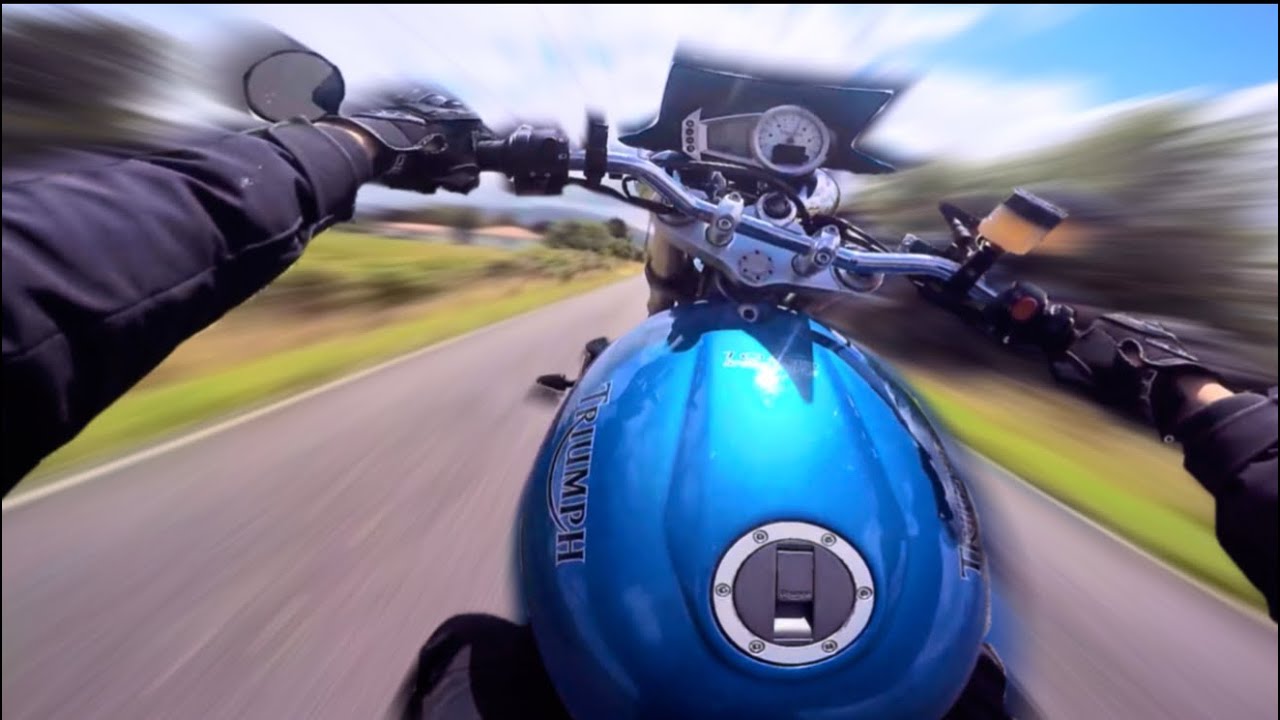 Triumph SpeedTriple 1050 NZ (RAW)