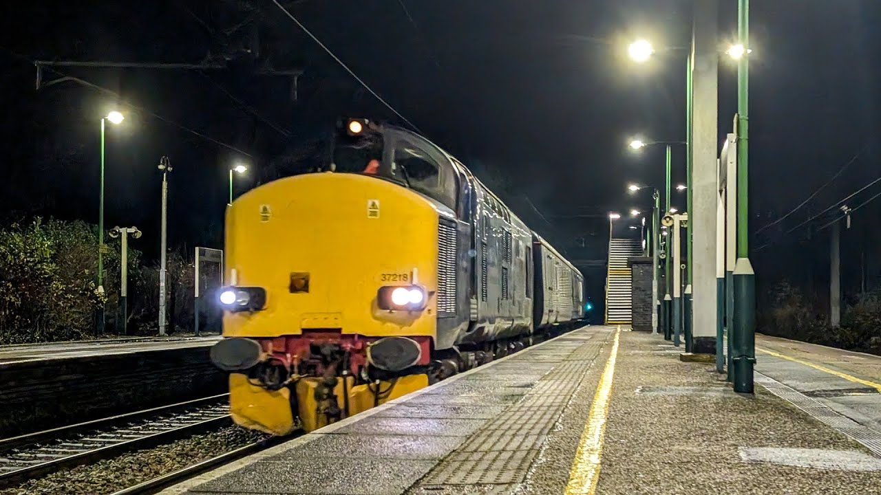 Trains at Acton Bridge 02/12/2024