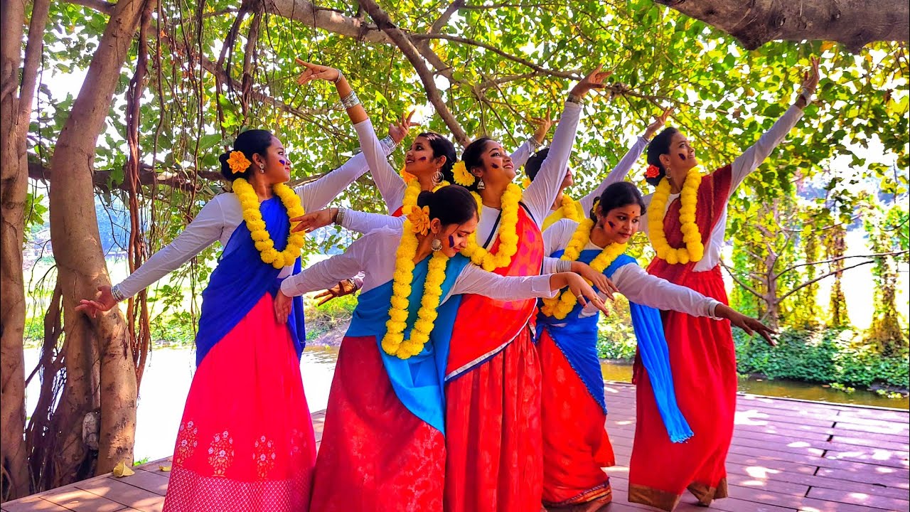 || Astitwa Dance Academy || Bosonto Ronge || Aditi Munshi || Holi 2025 || Dance Cover ||