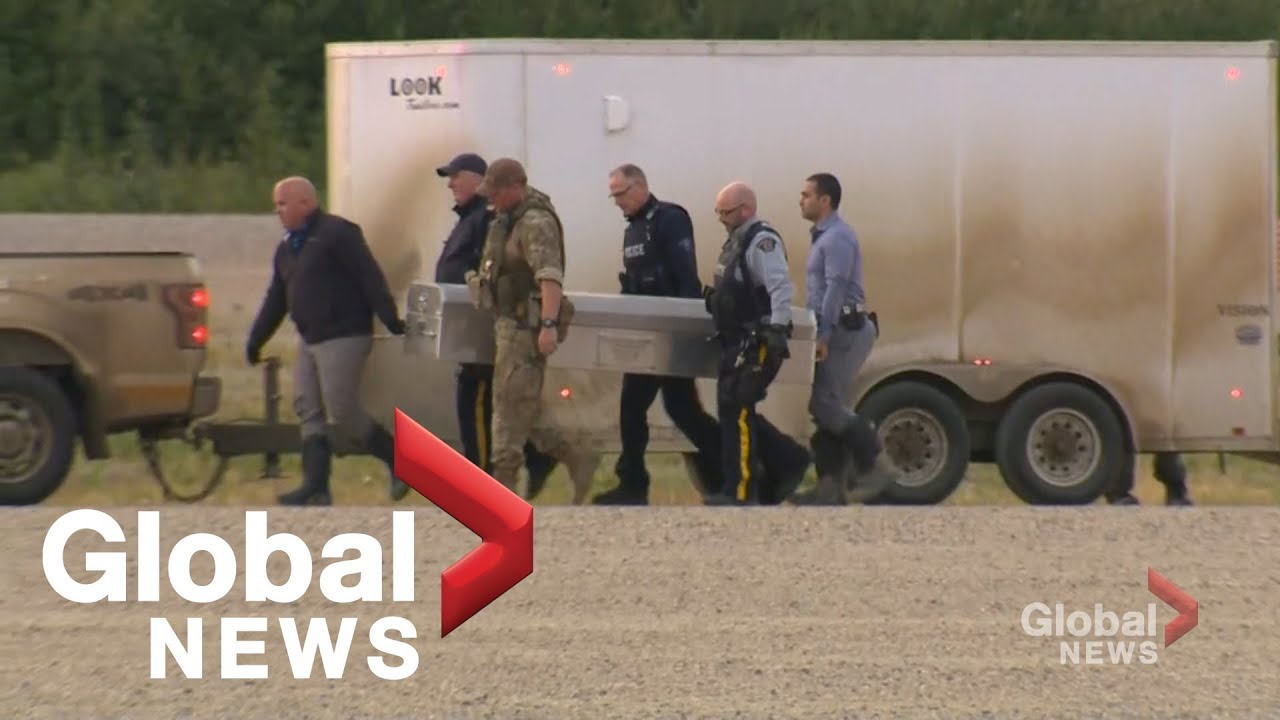RCMP load bodies believed to be BC murder suspects onto Winnipeg-bound planes for autopsies