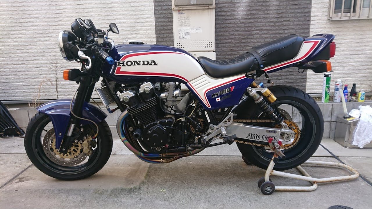 CB1100F メンテナンスとスパシャンキャンディーシャワーでコーティングでピカピカ❗🎵