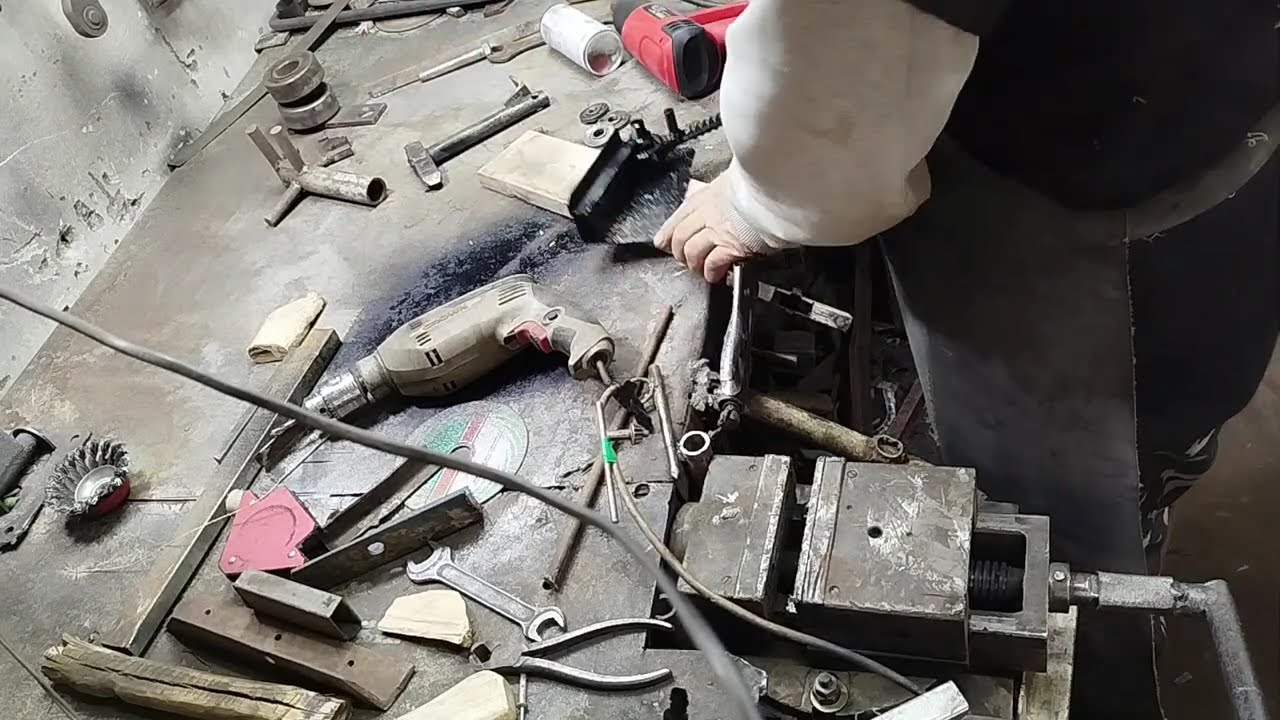 Как сделать станок для гибки арматуры»