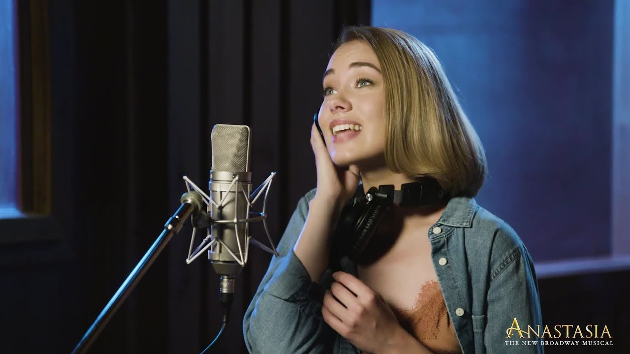 ANASTASIA - Vier Anyas, eine Reise!
