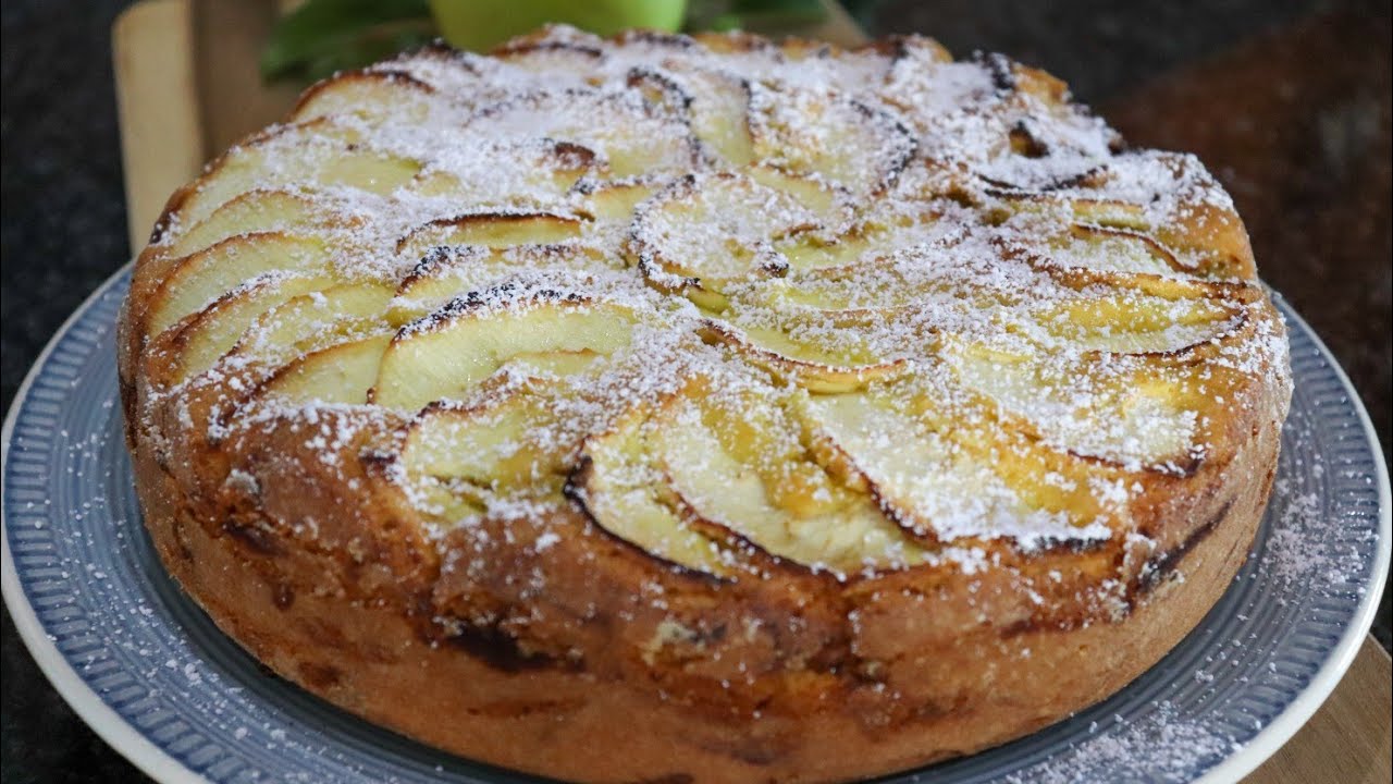 Bolo de Ma&ccedil;&atilde; com Canela | Receita F&aacute;cil e Saborosa!