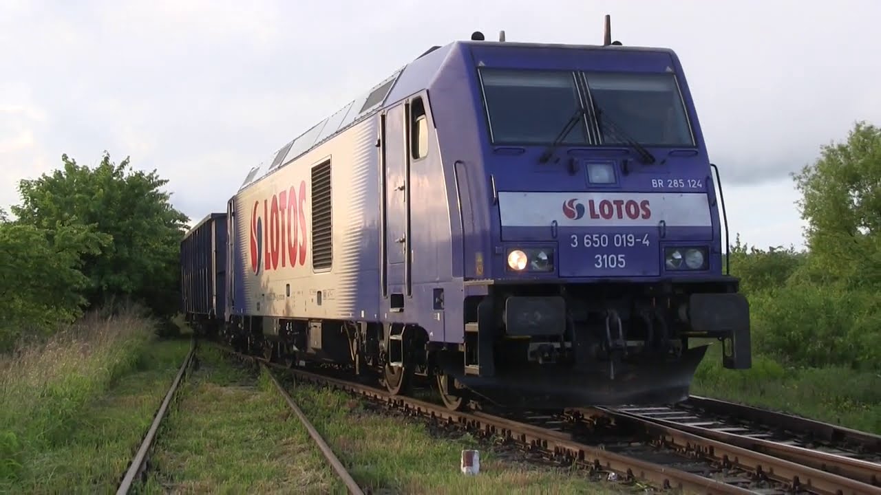 Tu pociągi manewrują niczym alpiniści po skalnych półkach