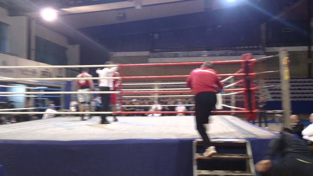 Armend xhoxhaj va Pirro quni