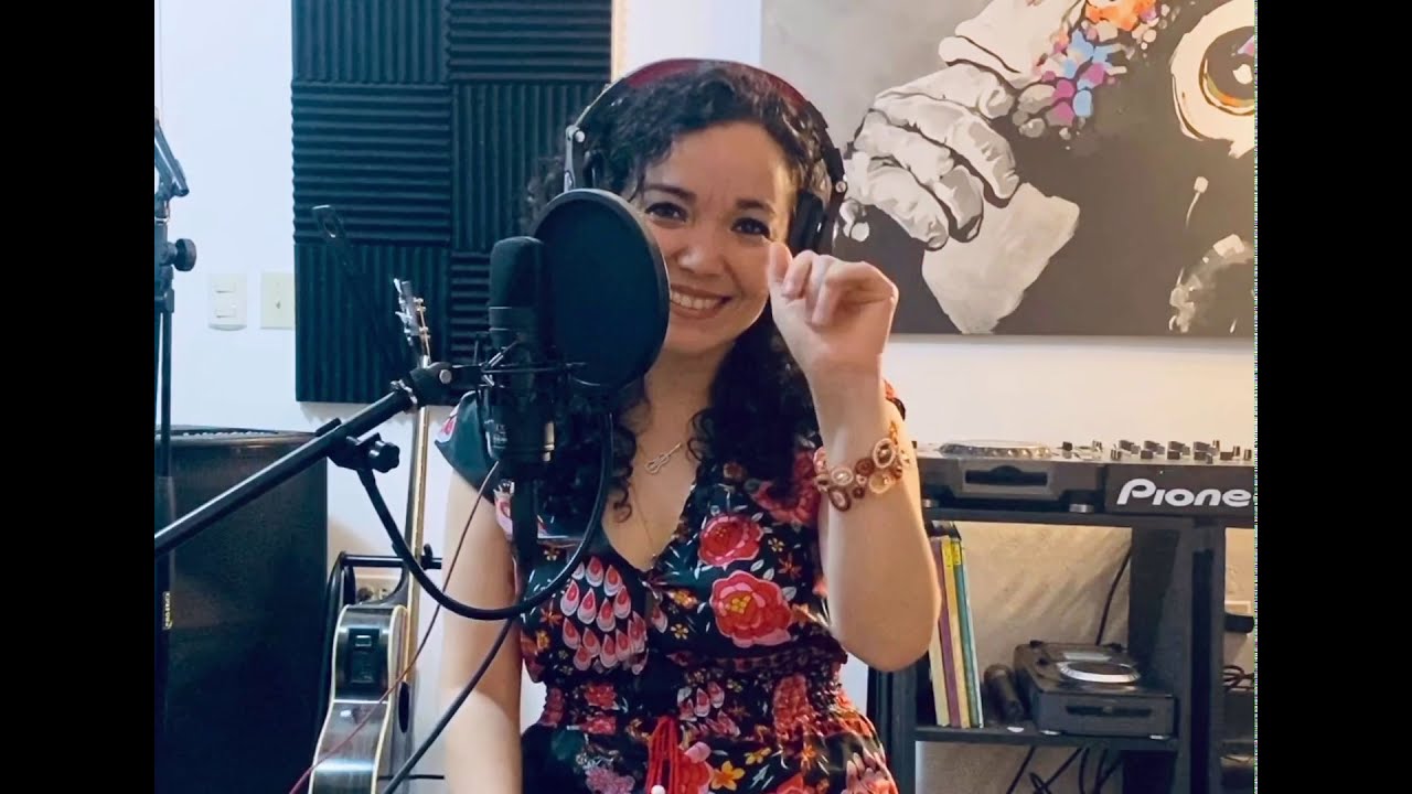 Shirley Paz -Así Te Amo Yo Honduras- (Versión Solista/Estudio)