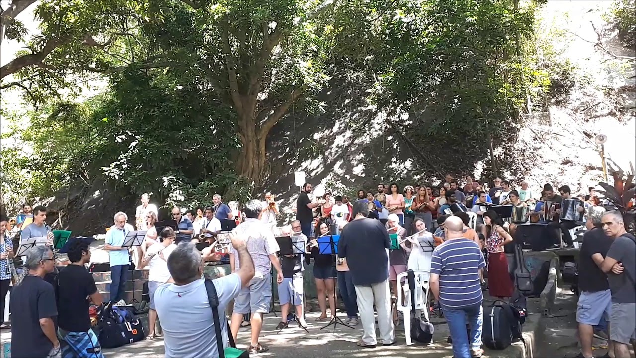 TUDO DANÇA (Bonfiglio de Oliveira) - Bandão da Escola Portátil de Música