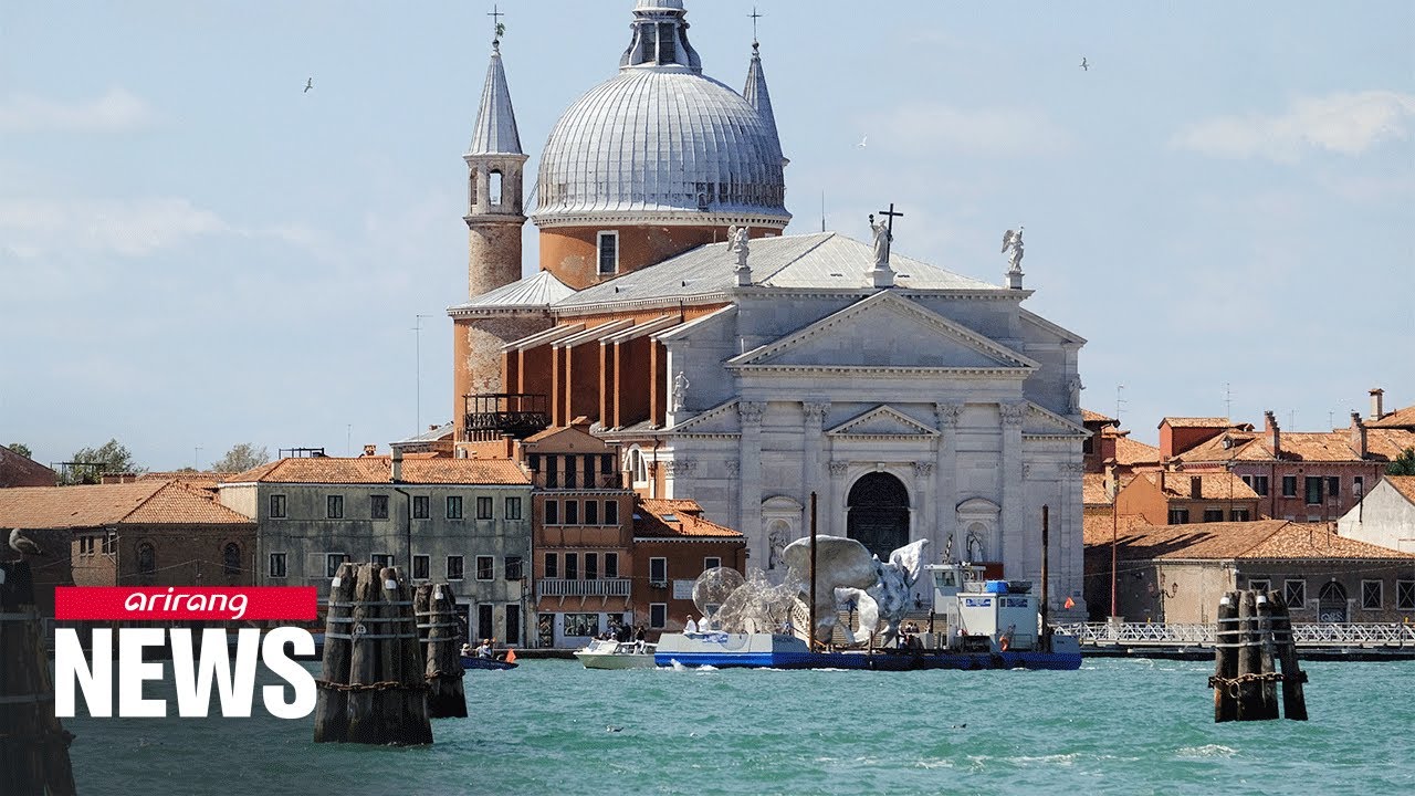 Venice to charge tourists entrance fee from 2023