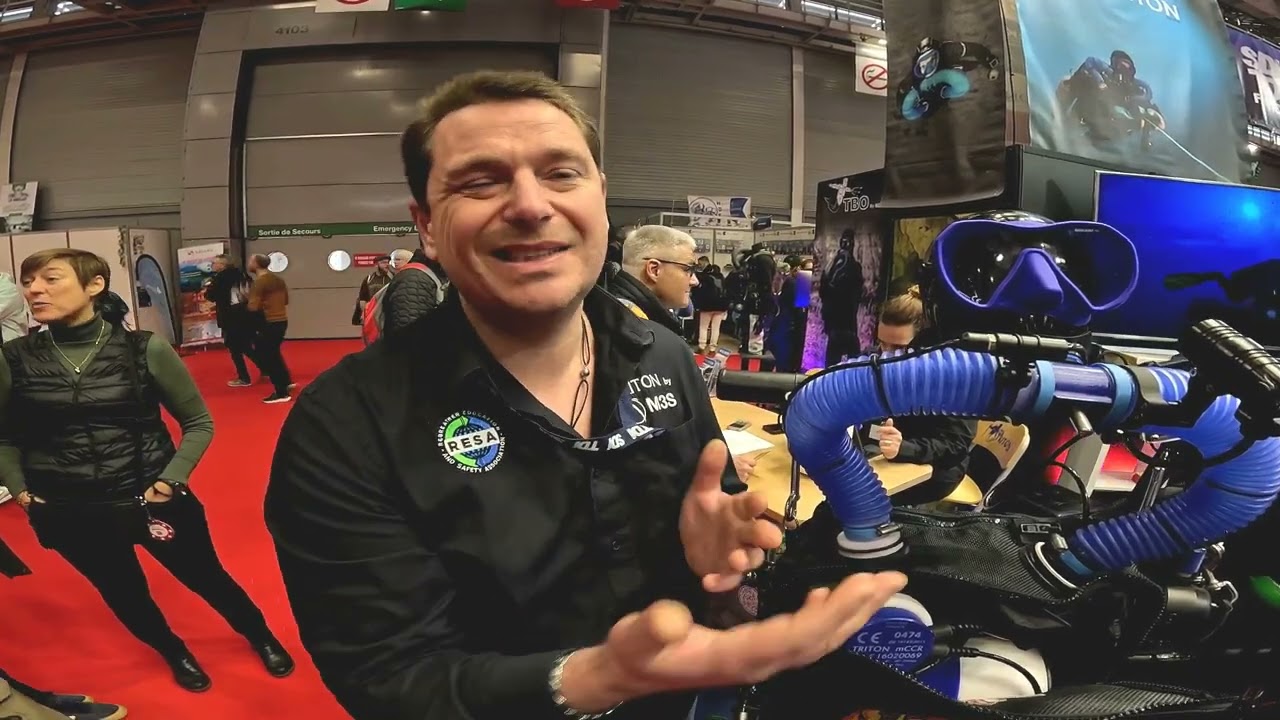 Alexandre Fox pour sa présentation du CCR Triton au salon de la Plongée 2024  Paris 