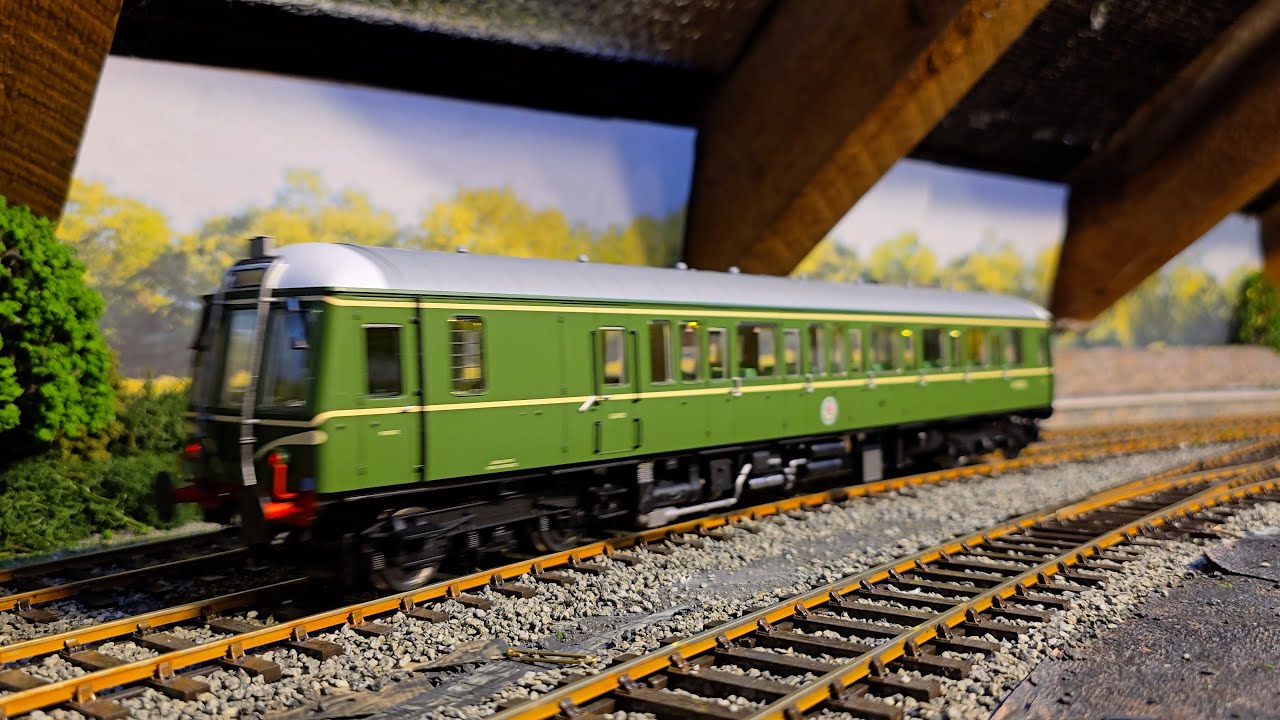 Dapol O gauge sound-fitted class 122 with improved drive train.