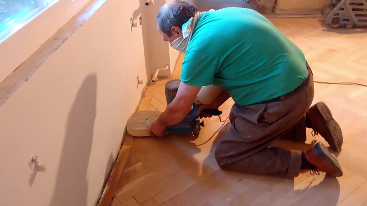 Parkettafel&uacute;j&iacute;t&aacute;s: csiszol&aacute;s