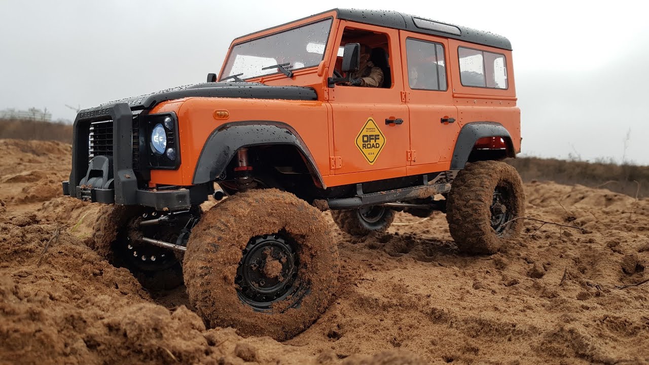 Land Rover Defender ... Радиоуправляемая трофийка 1/8
