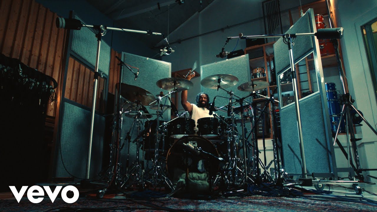 The Cavemen. - General (Live Performance)