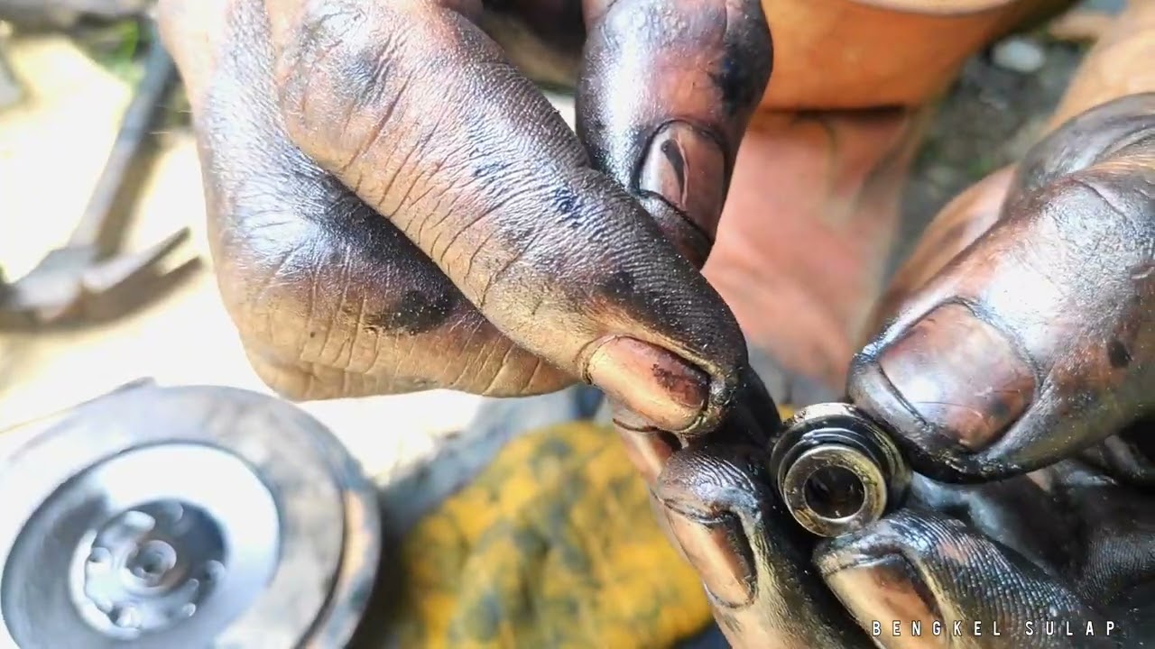 Mengganti Repair Kit Turbo Dumptruk Toyota Dyna 130
