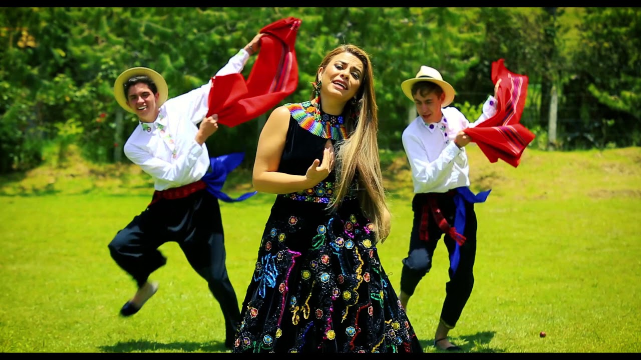 Popurrí Albazos/ Sandra Argudo/ Ecuador/ Fuego Morlaco
