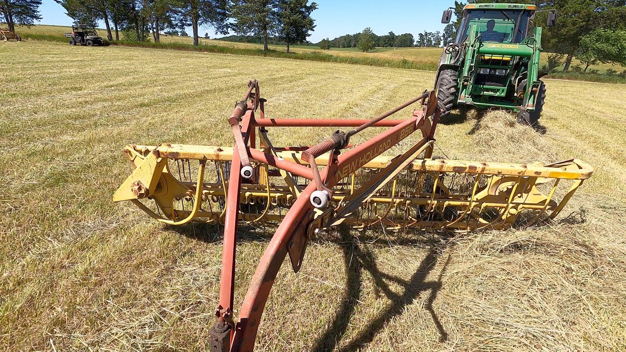 Making Hay (Long Version) - Mowing, Raking & Baling with John Deere, Case International, New Holland