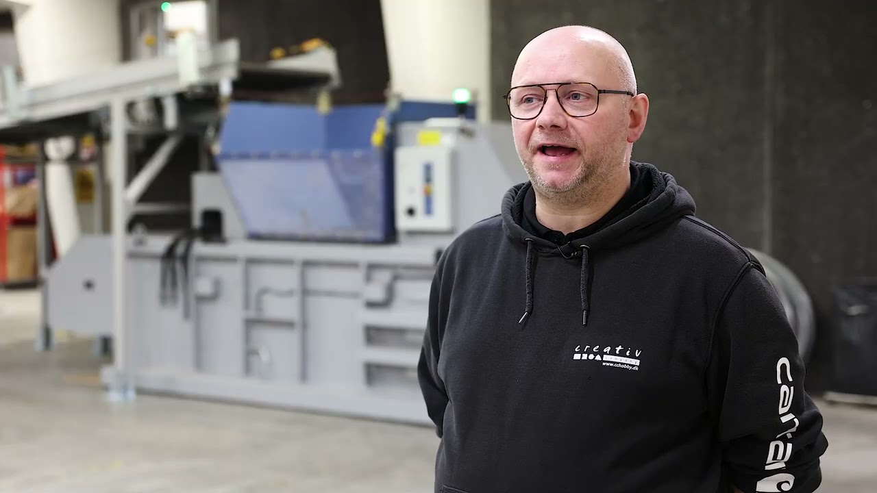 Fuldautomatisk affaldshåndteringsløsning med en Pappresser hos Creativ Company