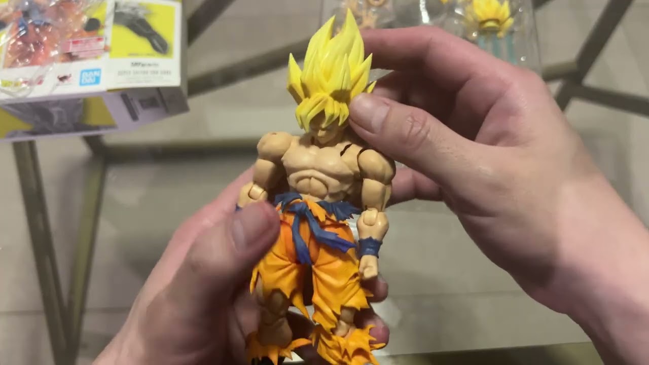 SH Figuarts Legendary Super Saiyan Goku unboxing and review