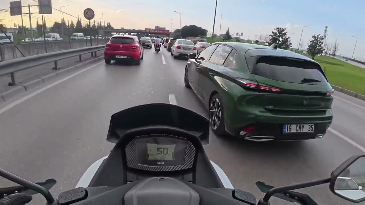 Yeni iş motorum yamaha Nmax 155, kullanmayacağınız motorları güzelleme yapıp insanlara aldırmayın.