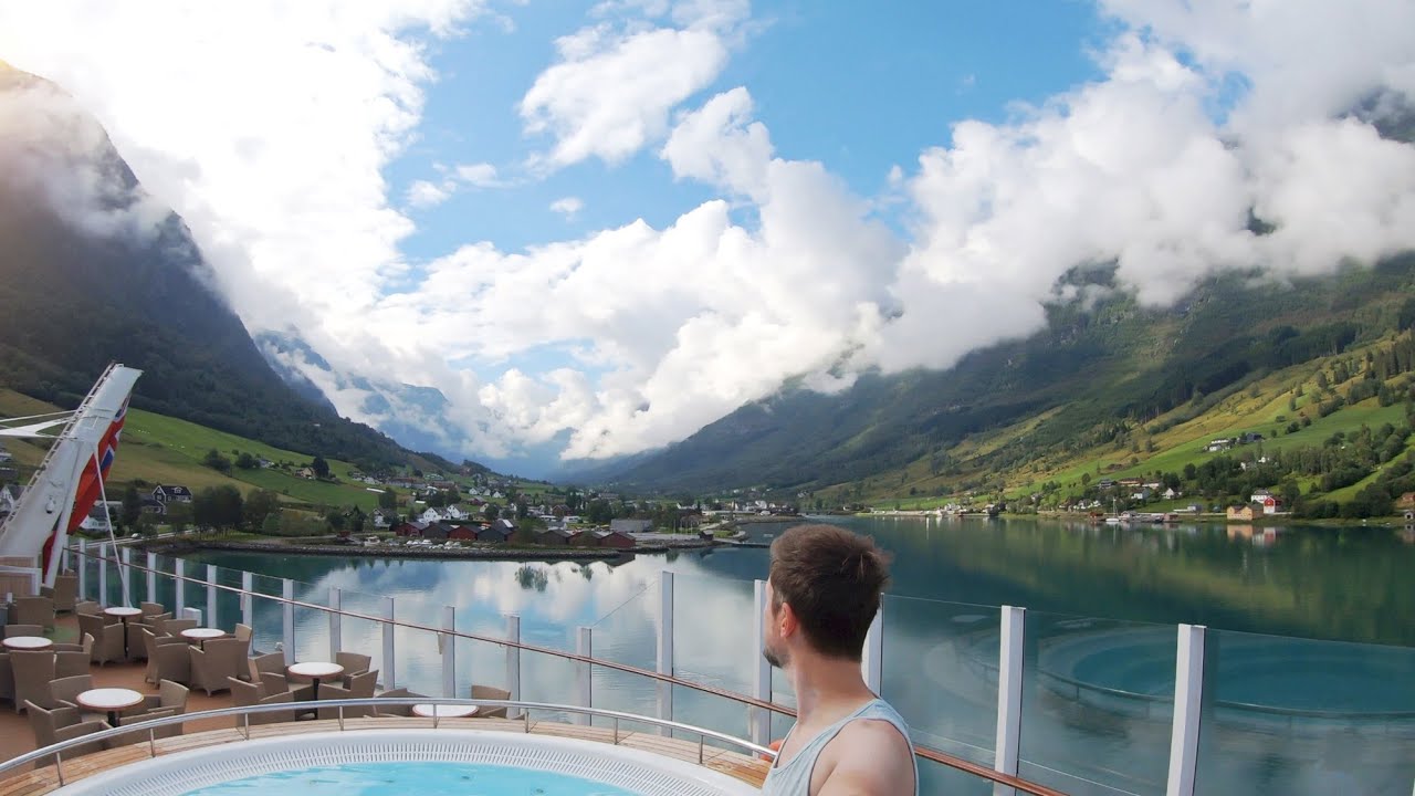 Norwegian Fjords Cruise P&O Iona Go Pro Hand Slap Travel