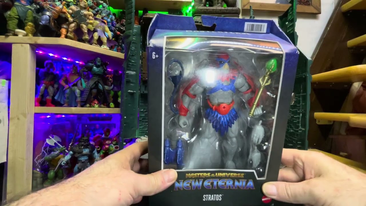Masters of the Universe , Sam-Bo packt ein halb Mysteriöses Päckchen aus 📦🤔 #mastersoftheuniverse 
