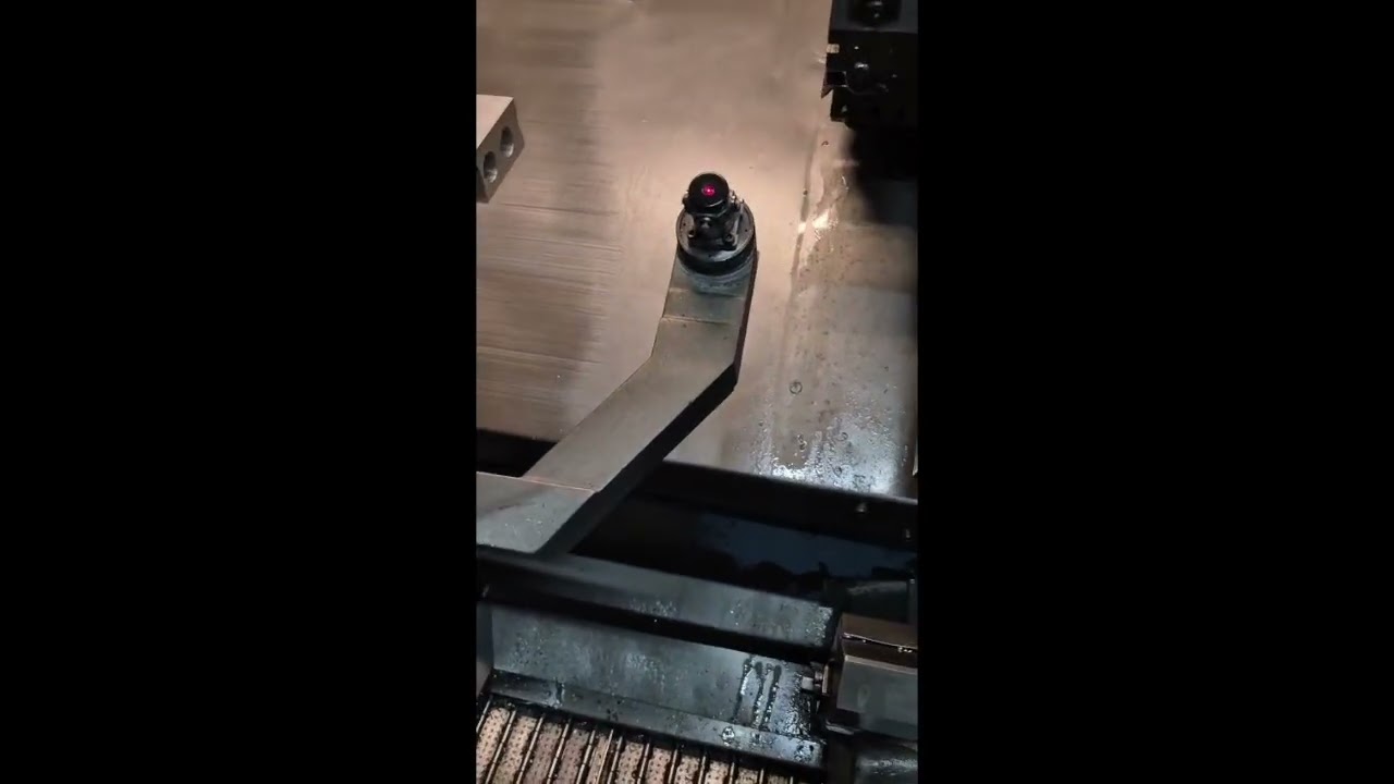 FOR SALE: 2000 MAZAK QUICK TURN 250 HP (Toolquip # X1D1018)