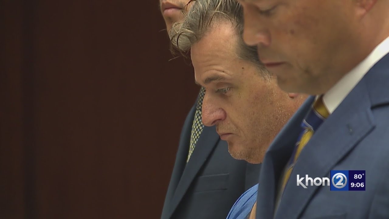 Maui doctor accused of trying to kill wife wants her phone records